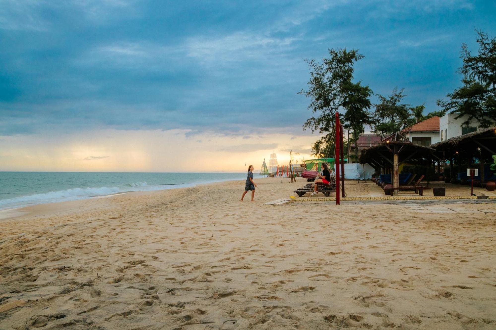 Le Aqua Resort & Spa Phan Thiet - Swiss Village Resort & Spa Муи Не Екстериор снимка